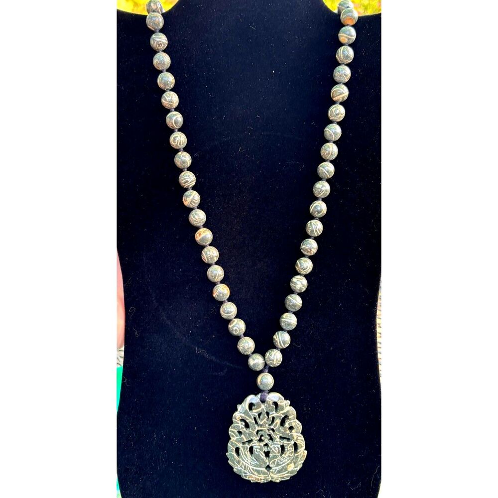 VTG Stone Necklace Bird Pendant Statement Jewelry Stone Bead Necklace Boho